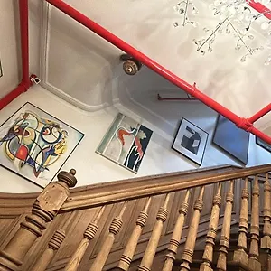Harlem Brownstone Apartment
